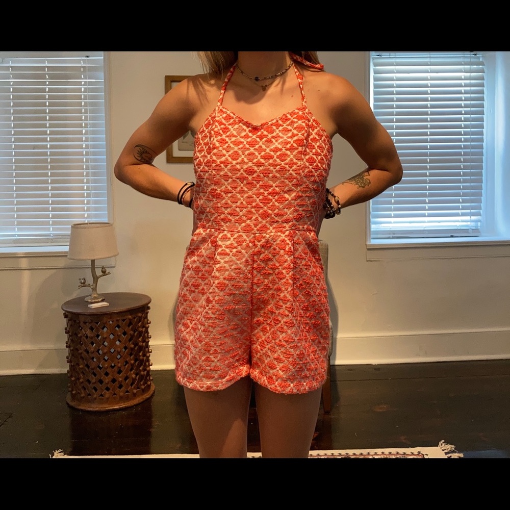 Beautiful Coral jumper shorts.
